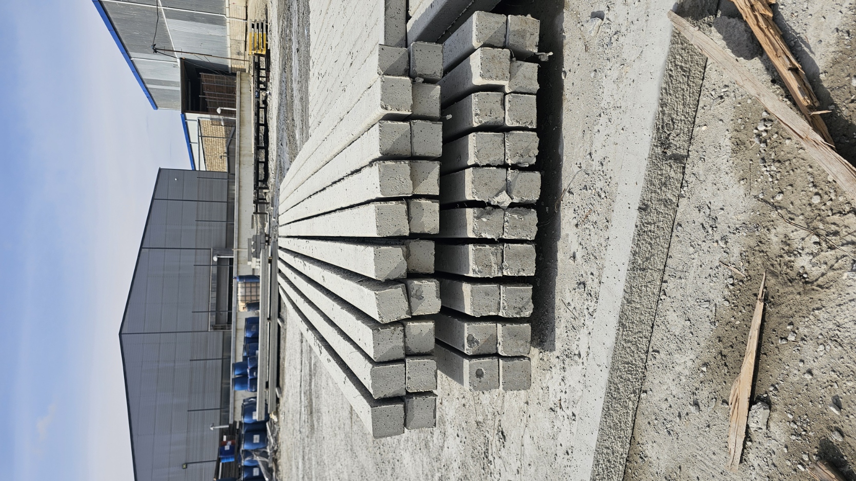 Highcon MMC beton dirəklər — pasinka, fiber beton M400